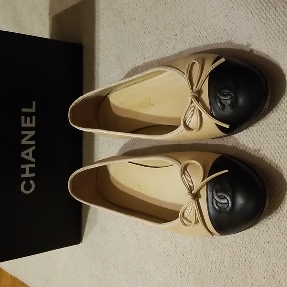 Chanel classic balet flats